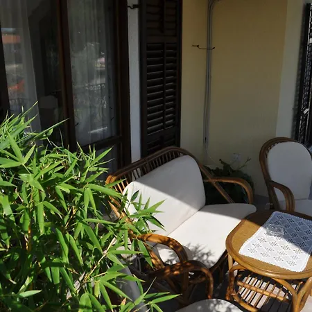 Apartman Ostrea *** Bale Exterior photo