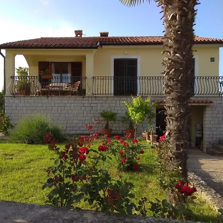 Apartman Ostrea *** Bale Exterior photo