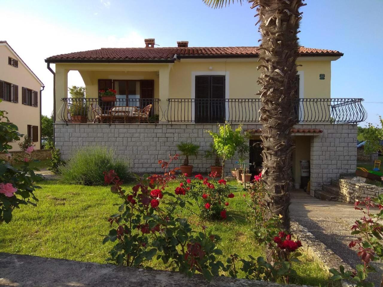 Apartment Ostrea ***