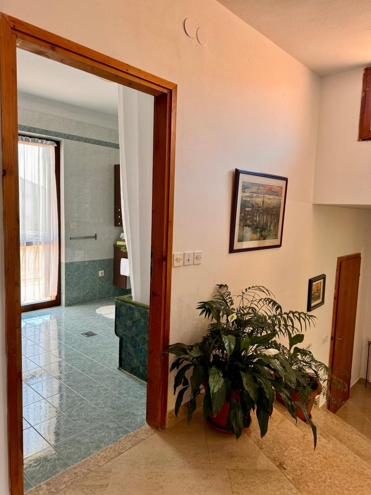 Ostrea *** Apartment *